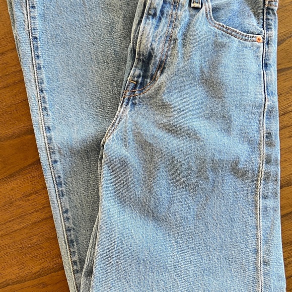 Levi’s Ribcage Wide Leg Jeans Size 23 - Picture 2 of 9